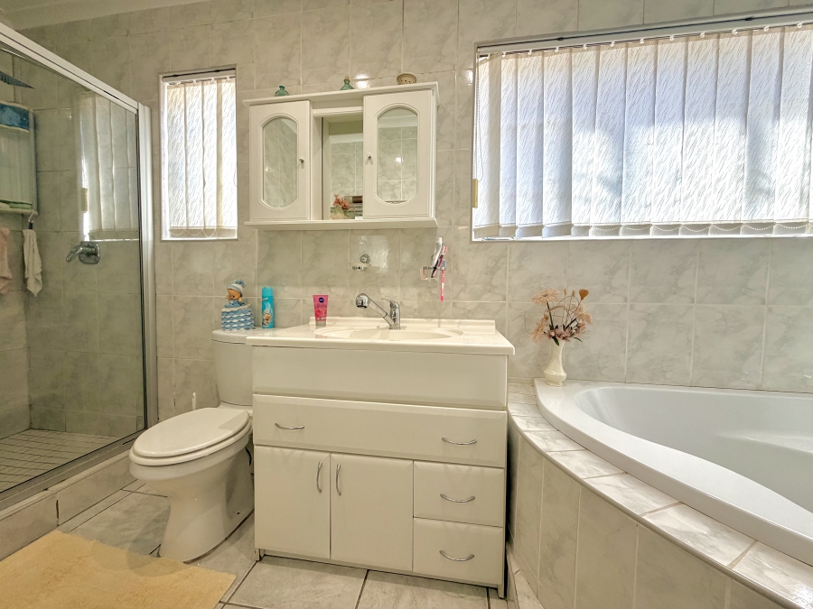 3 Bedroom Property for Sale in Northmead Gauteng