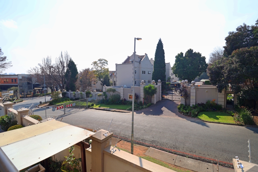 3 Bedroom Property for Sale in Waverley Gauteng