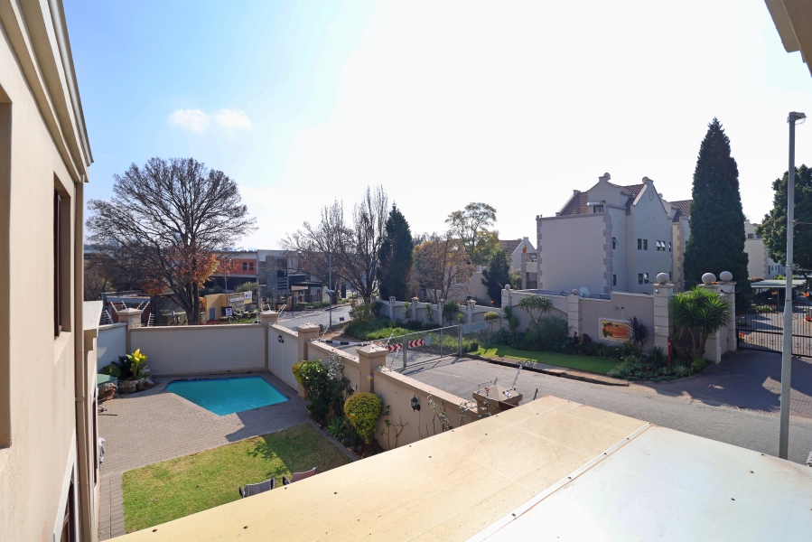 3 Bedroom Property for Sale in Waverley Gauteng
