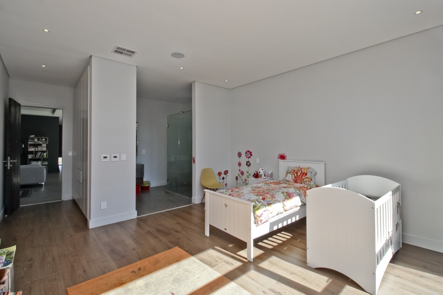 To Let 5 Bedroom Property for Rent in Inanda Gauteng