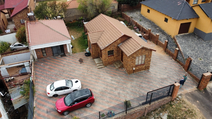 3 Bedroom Property for Sale in Danville Gauteng
