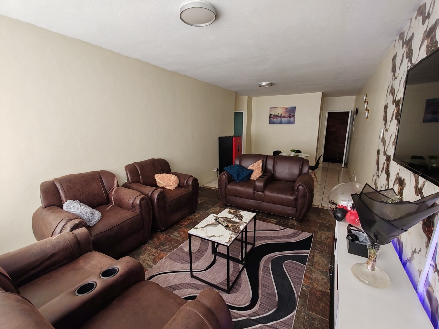 2 Bedroom Property for Sale in Gezina Gauteng