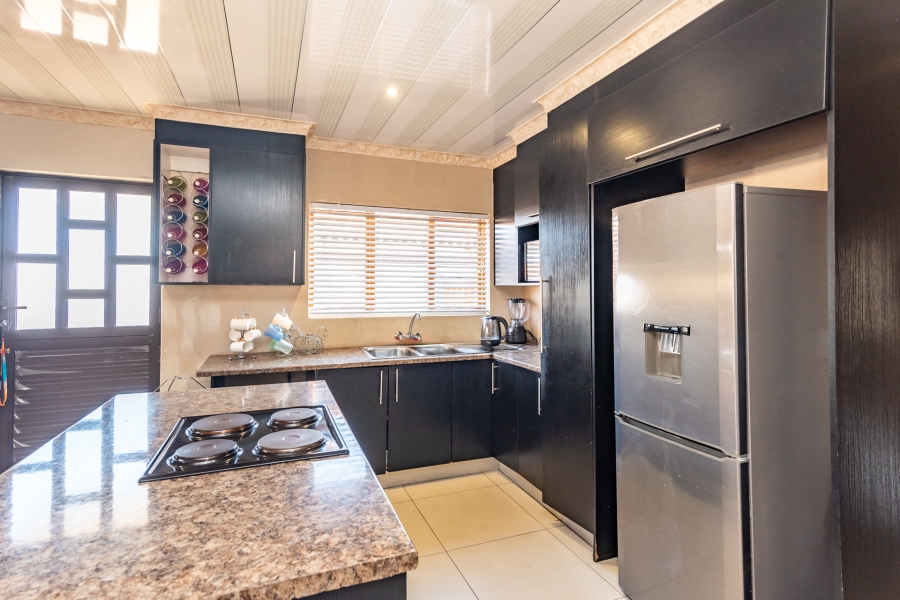 3 Bedroom Property for Sale in Munsieville South Gauteng