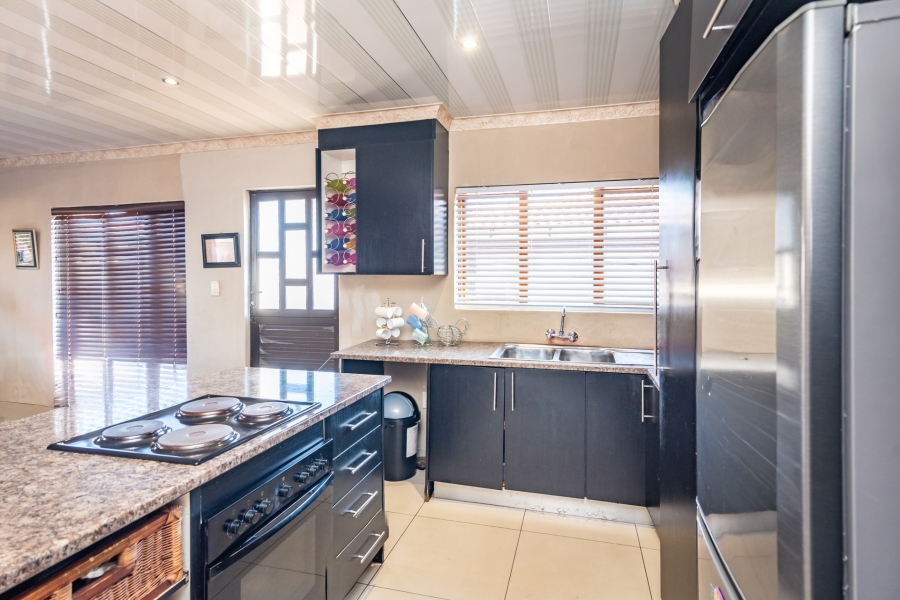 3 Bedroom Property for Sale in Munsieville South Gauteng