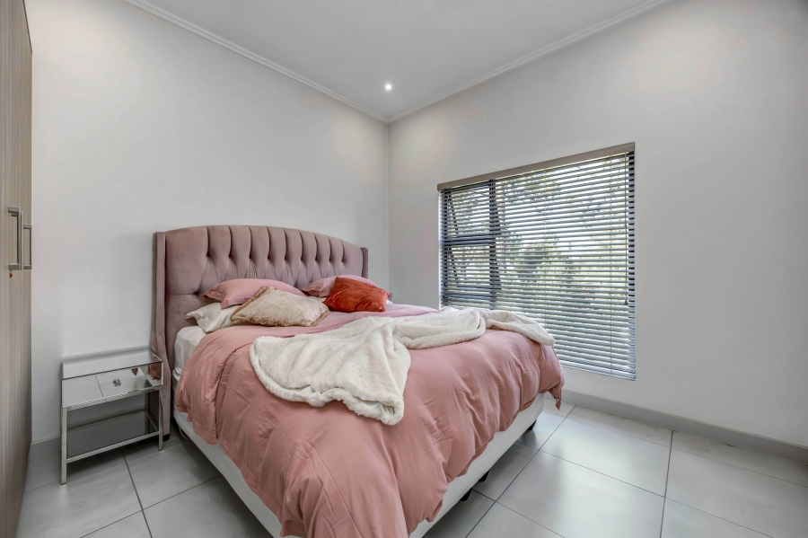 2 Bedroom Property for Sale in Broadacres Gauteng