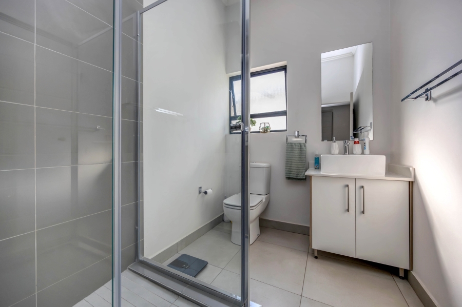 2 Bedroom Property for Sale in Broadacres Gauteng