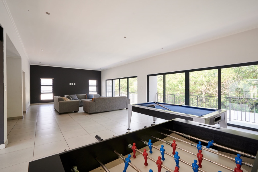 2 Bedroom Property for Sale in Broadacres Gauteng