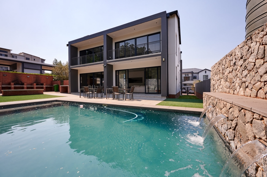 2 Bedroom Property for Sale in Broadacres Gauteng