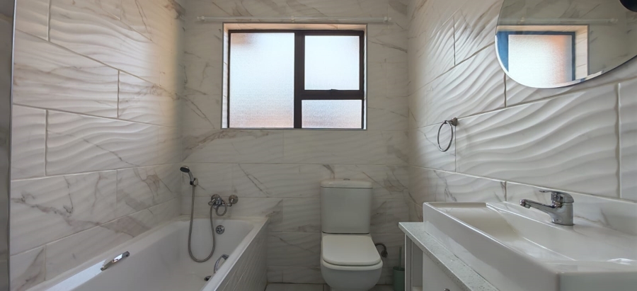 3 Bedroom Property for Sale in Brackenhurst Gauteng