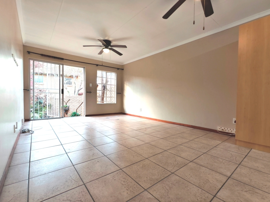 2 Bedroom Property for Sale in The Reeds Gauteng