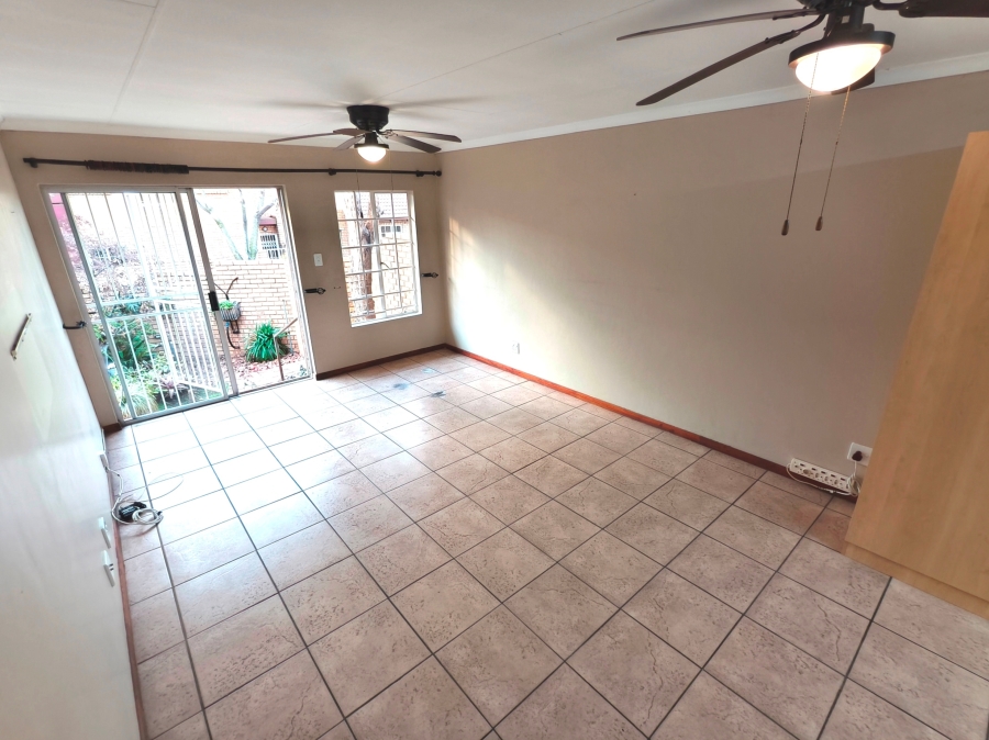 2 Bedroom Property for Sale in The Reeds Gauteng
