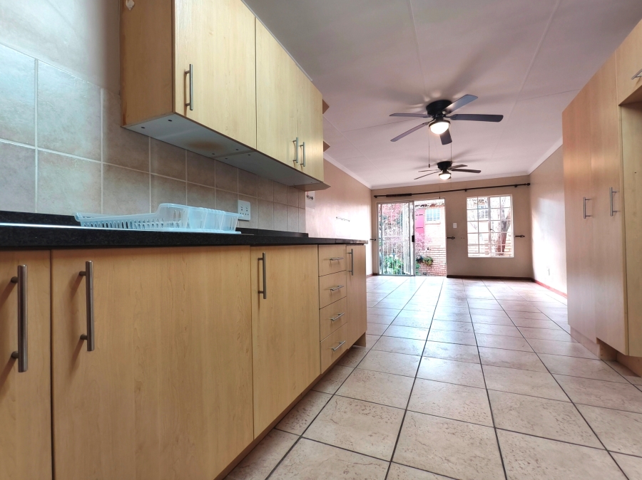 2 Bedroom Property for Sale in The Reeds Gauteng