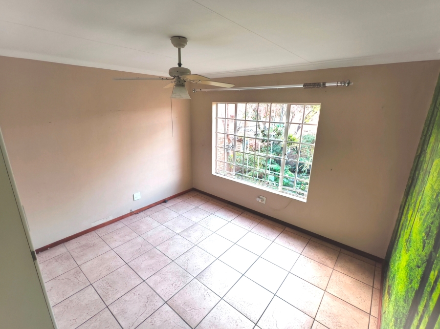 2 Bedroom Property for Sale in The Reeds Gauteng