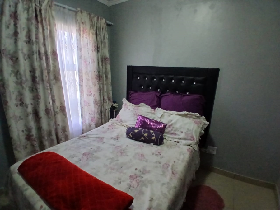 5 Bedroom Property for Sale in Mamelodi East Gauteng