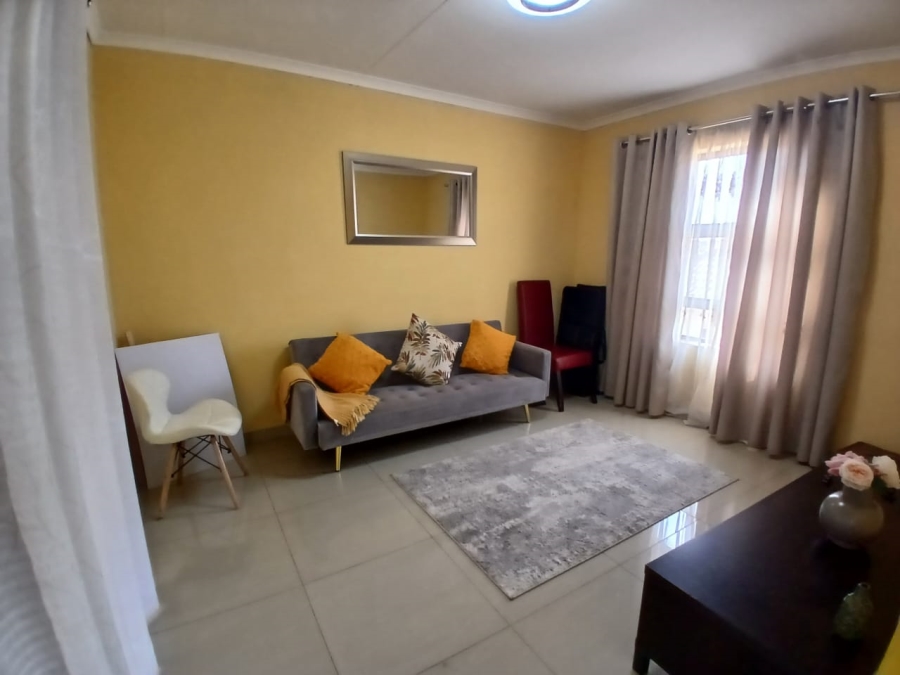 5 Bedroom Property for Sale in Mamelodi East Gauteng