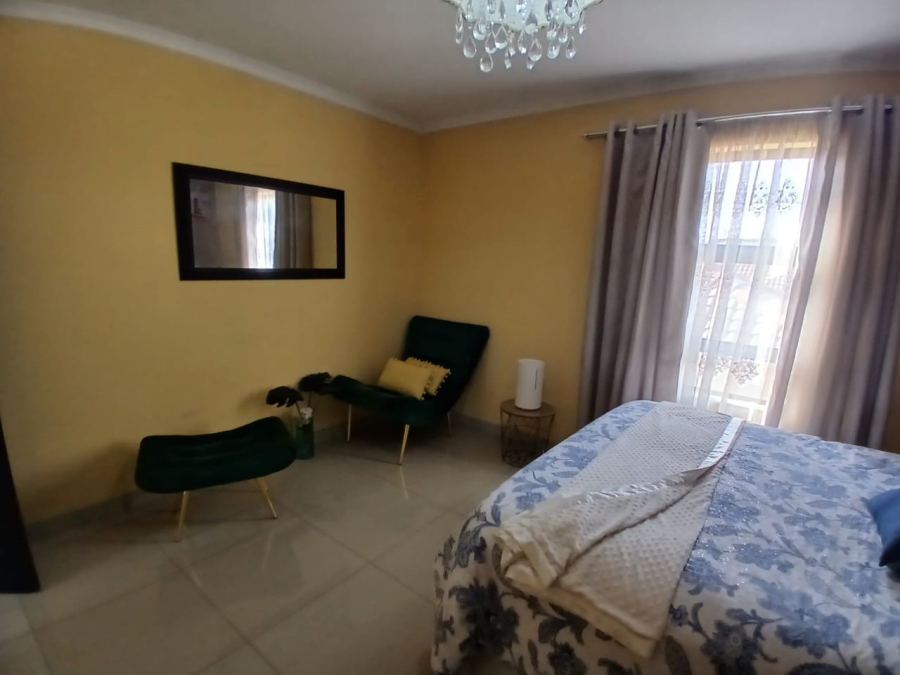 5 Bedroom Property for Sale in Mamelodi East Gauteng
