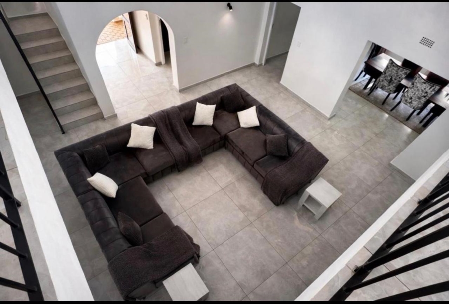 4 Bedroom Property for Sale in Hartzenbergfontein Gauteng