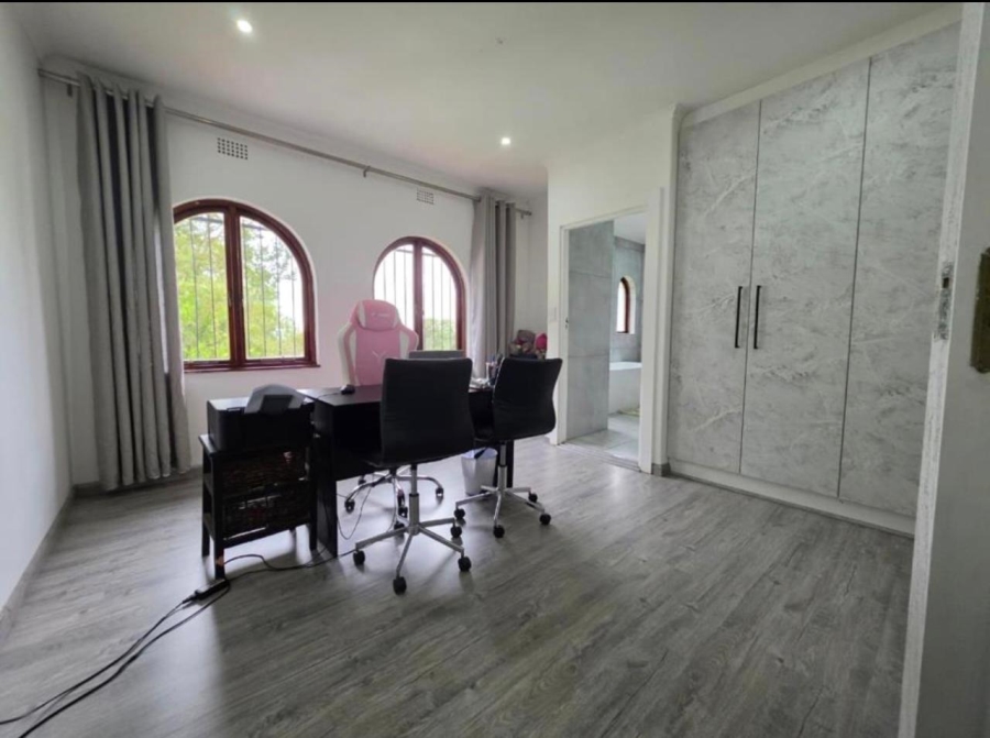 4 Bedroom Property for Sale in Hartzenbergfontein Gauteng