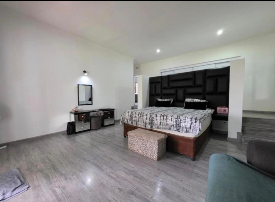 4 Bedroom Property for Sale in Hartzenbergfontein Gauteng