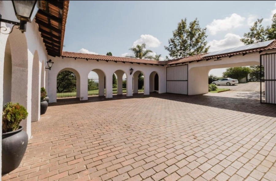 4 Bedroom Property for Sale in Hartzenbergfontein Gauteng