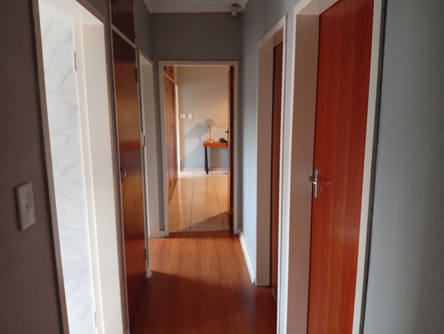 3 Bedroom Property for Sale in Meyerspark Gauteng