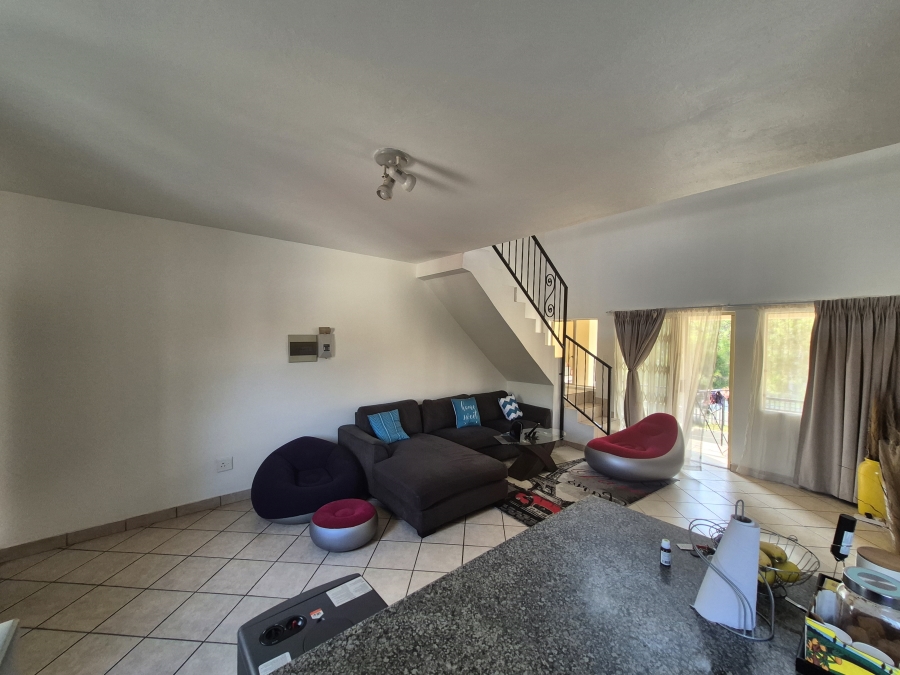 To Let 2 Bedroom Property for Rent in Country View Gauteng