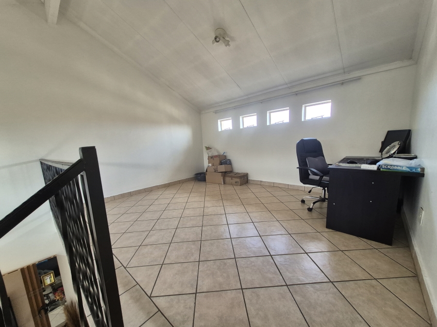 To Let 2 Bedroom Property for Rent in Country View Gauteng