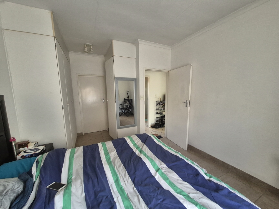 To Let 2 Bedroom Property for Rent in Country View Gauteng