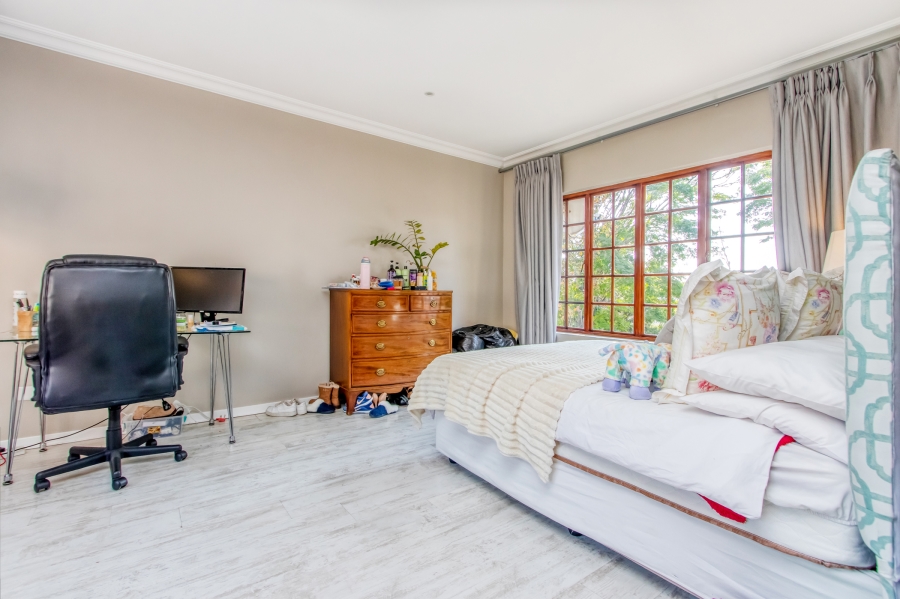 To Let 3 Bedroom Property for Rent in Beverley Gauteng