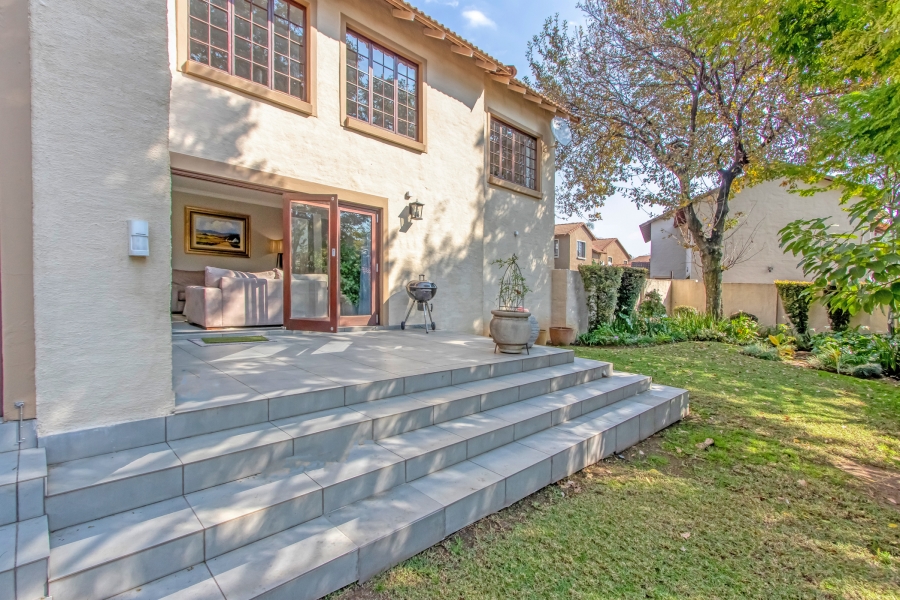 To Let 3 Bedroom Property for Rent in Beverley Gauteng