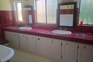 6 Bedroom Property for Sale in Northmead Gauteng