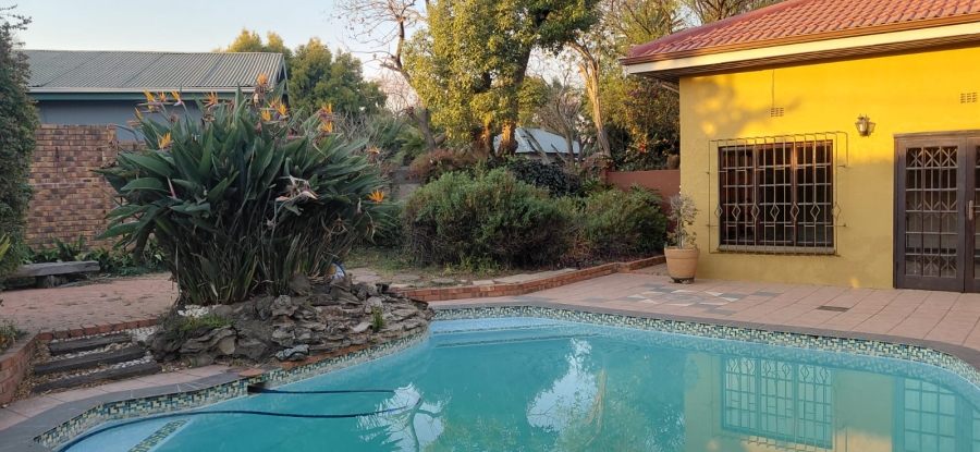 6 Bedroom Property for Sale in Northmead Gauteng
