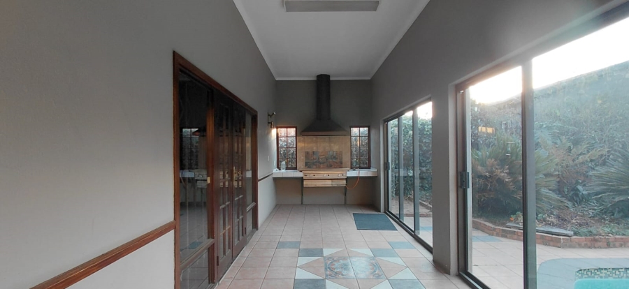 6 Bedroom Property for Sale in Northmead Gauteng