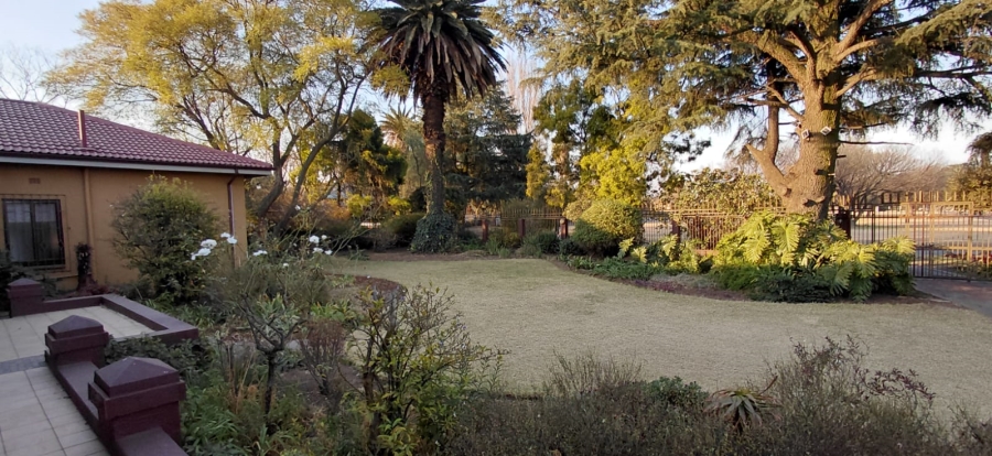 6 Bedroom Property for Sale in Northmead Gauteng