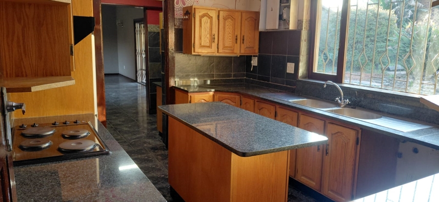 6 Bedroom Property for Sale in Northmead Gauteng