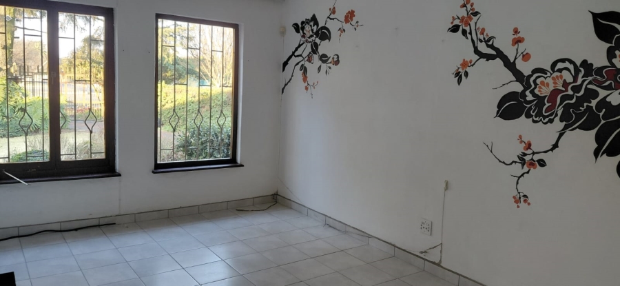 6 Bedroom Property for Sale in Northmead Gauteng