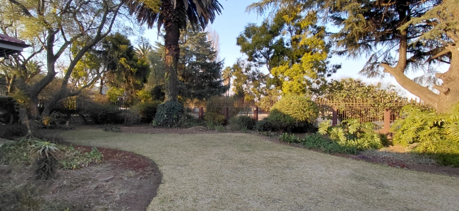 6 Bedroom Property for Sale in Northmead Gauteng
