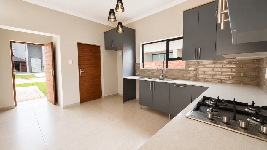 3 Bedroom Property for Sale in Annlin Gauteng