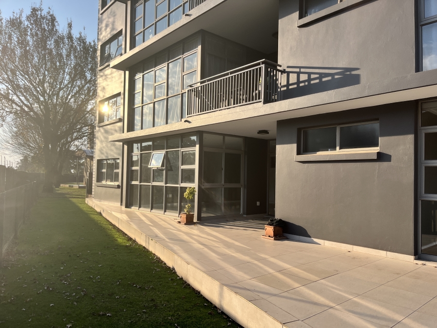 To Let 3 Bedroom Property for Rent in Bedford Gardens Gauteng
