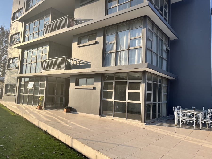 To Let 3 Bedroom Property for Rent in Bedford Gardens Gauteng