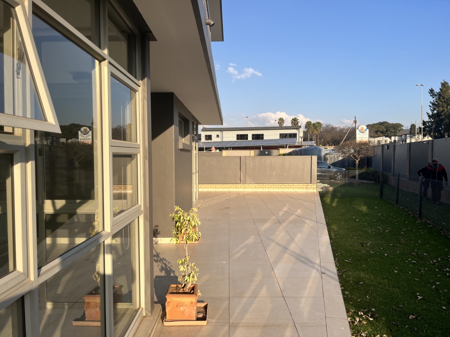 To Let 3 Bedroom Property for Rent in Bedford Gardens Gauteng