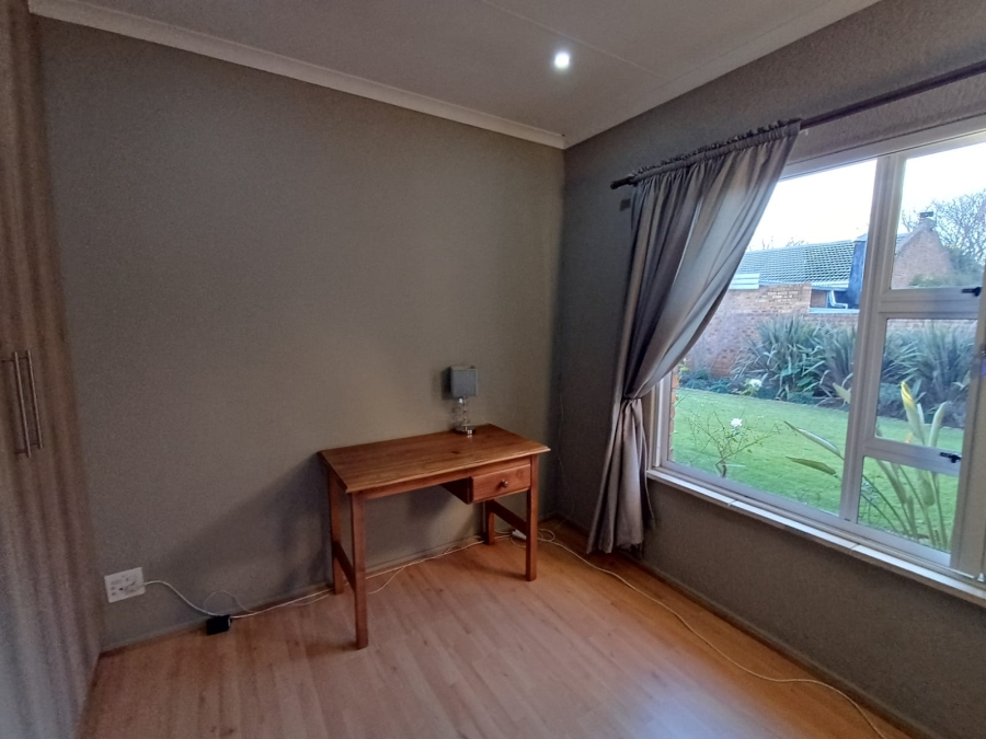 4 Bedroom Property for Sale in Vanderbijlpark SW 5 Gauteng