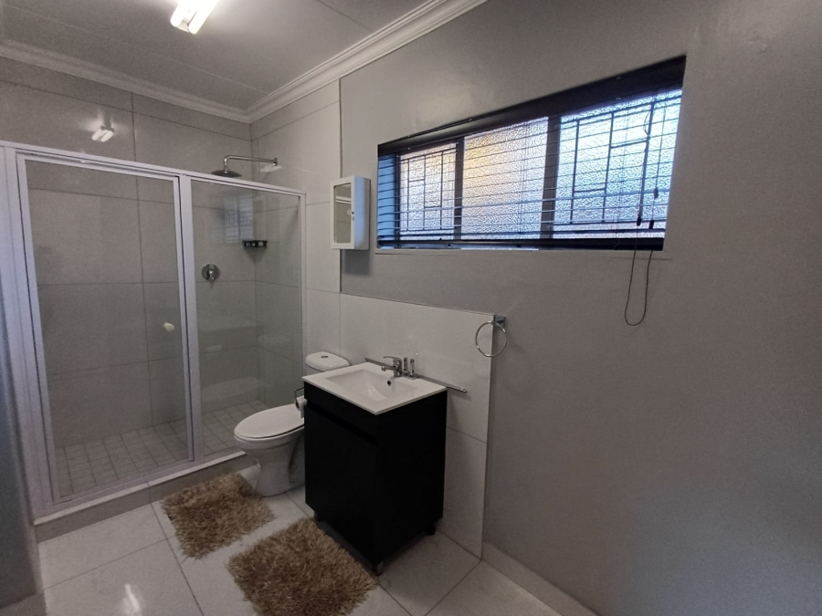 4 Bedroom Property for Sale in Vanderbijlpark SW 5 Gauteng
