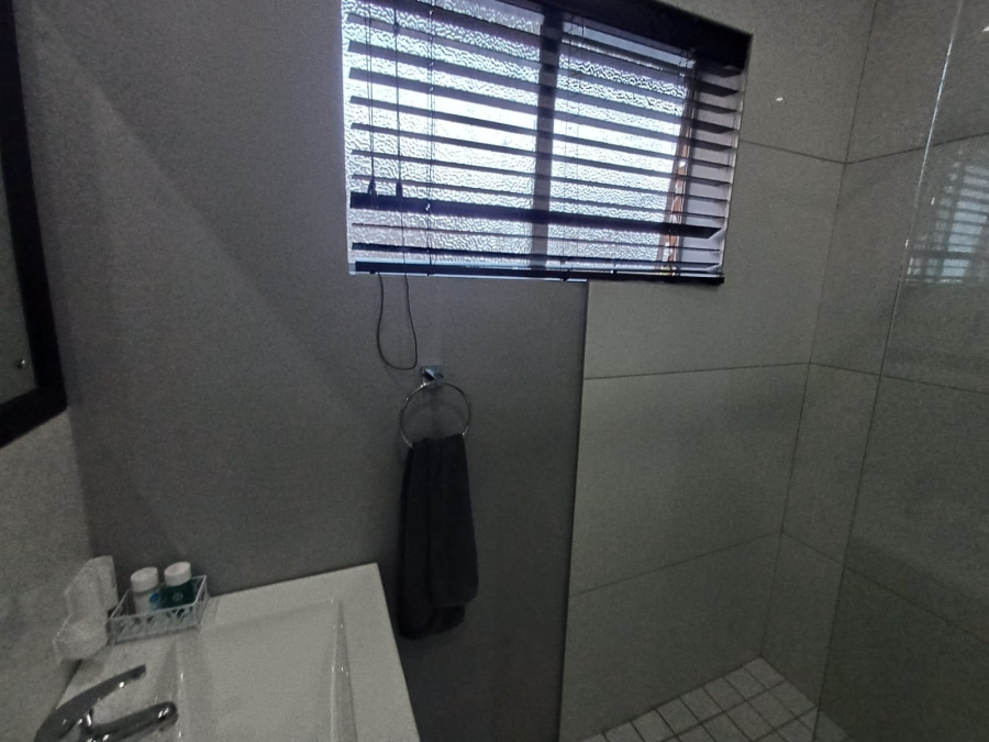 4 Bedroom Property for Sale in Vanderbijlpark SW 5 Gauteng