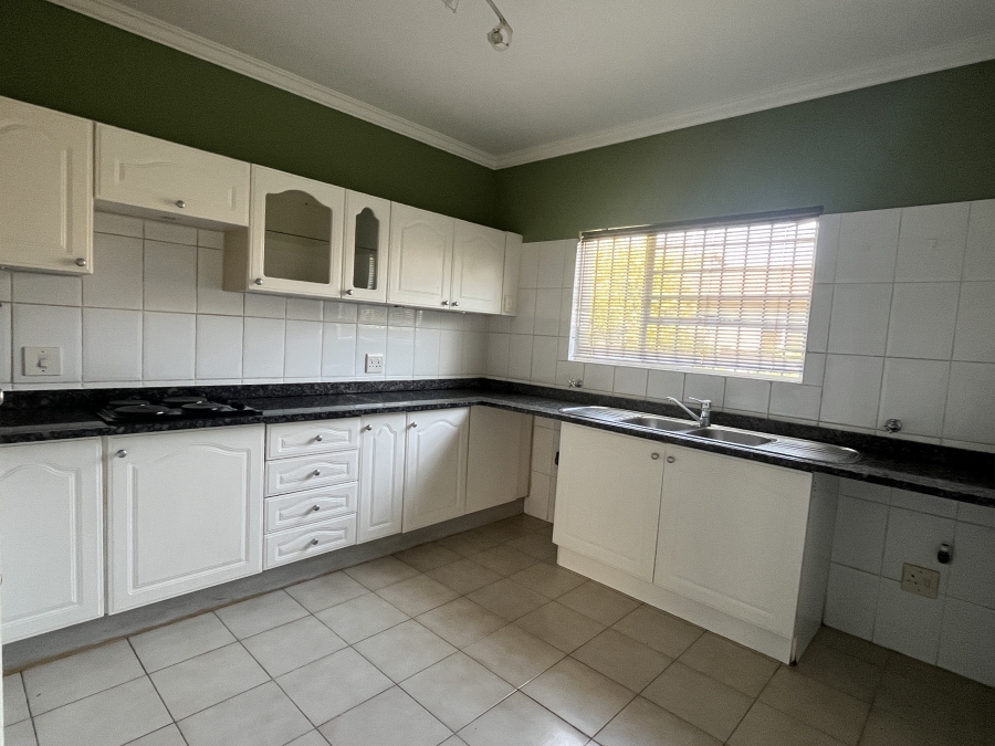 To Let 3 Bedroom Property for Rent in Rivonia Gauteng