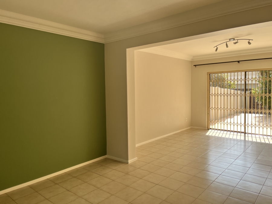 To Let 3 Bedroom Property for Rent in Rivonia Gauteng