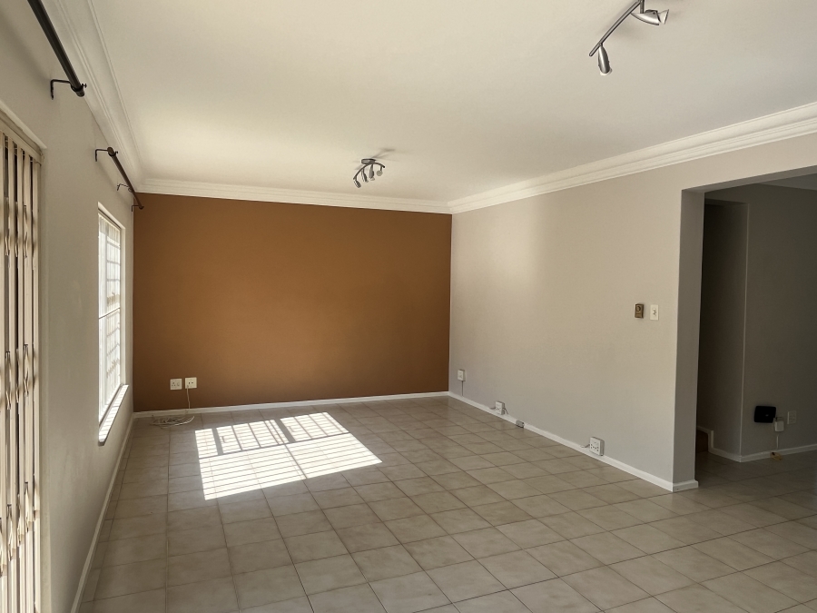 To Let 3 Bedroom Property for Rent in Rivonia Gauteng