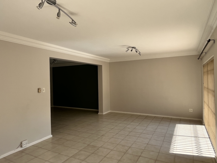 To Let 3 Bedroom Property for Rent in Rivonia Gauteng