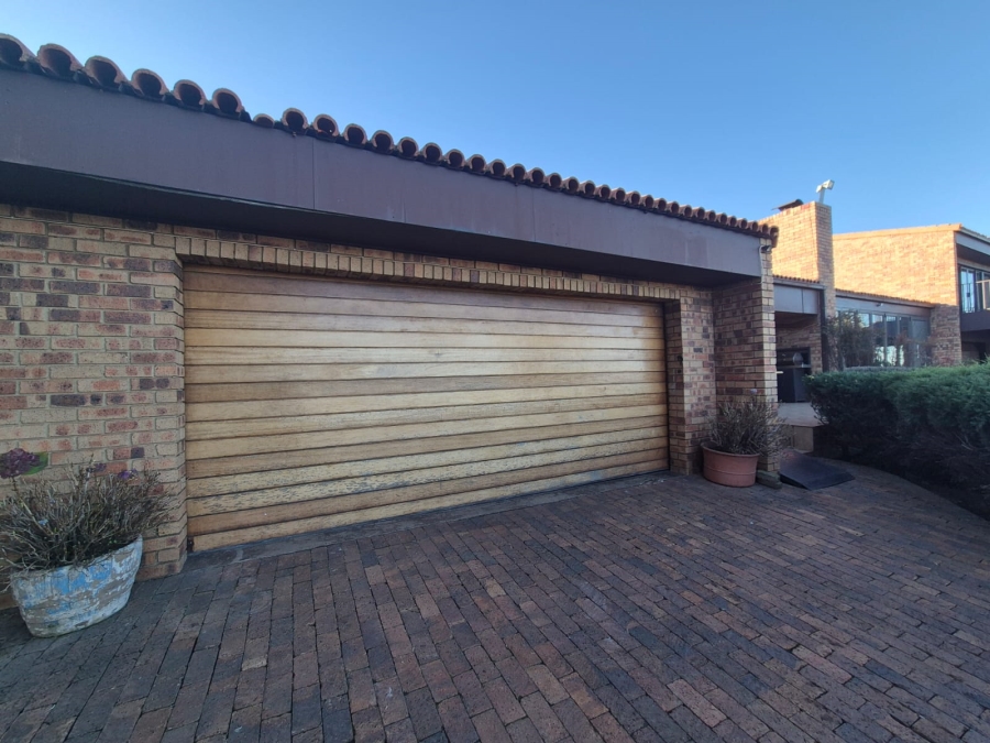 3 Bedroom Property for Sale in Vanderbijlpark SW 5 Gauteng