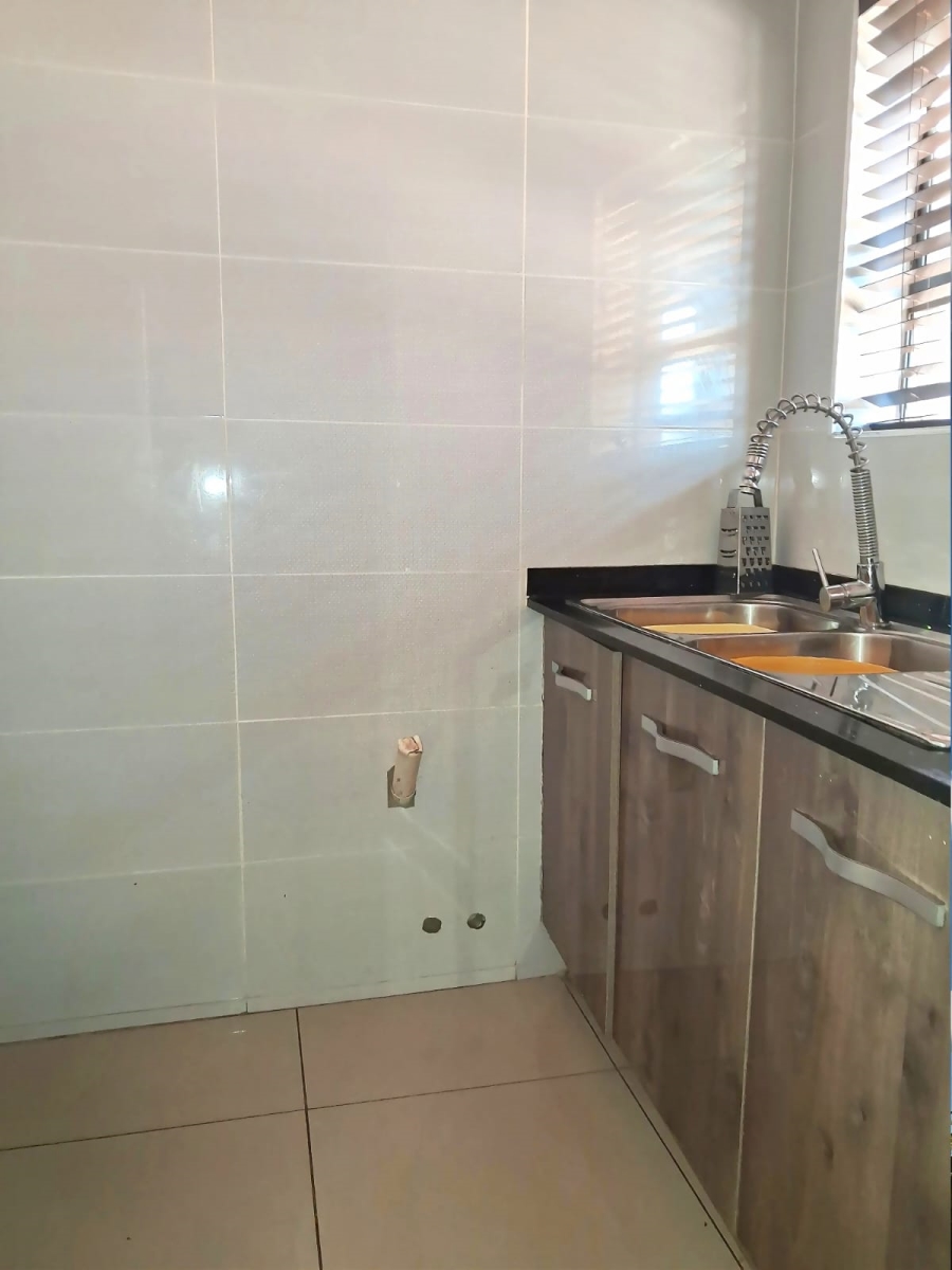4 Bedroom Property for Sale in Three Rivers East Gauteng